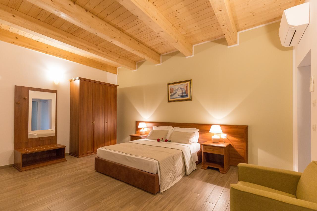 Villa Cavour Comacchio Exterior photo
